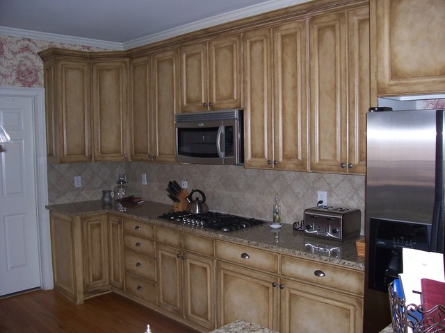 kitchen cabinets faux painting