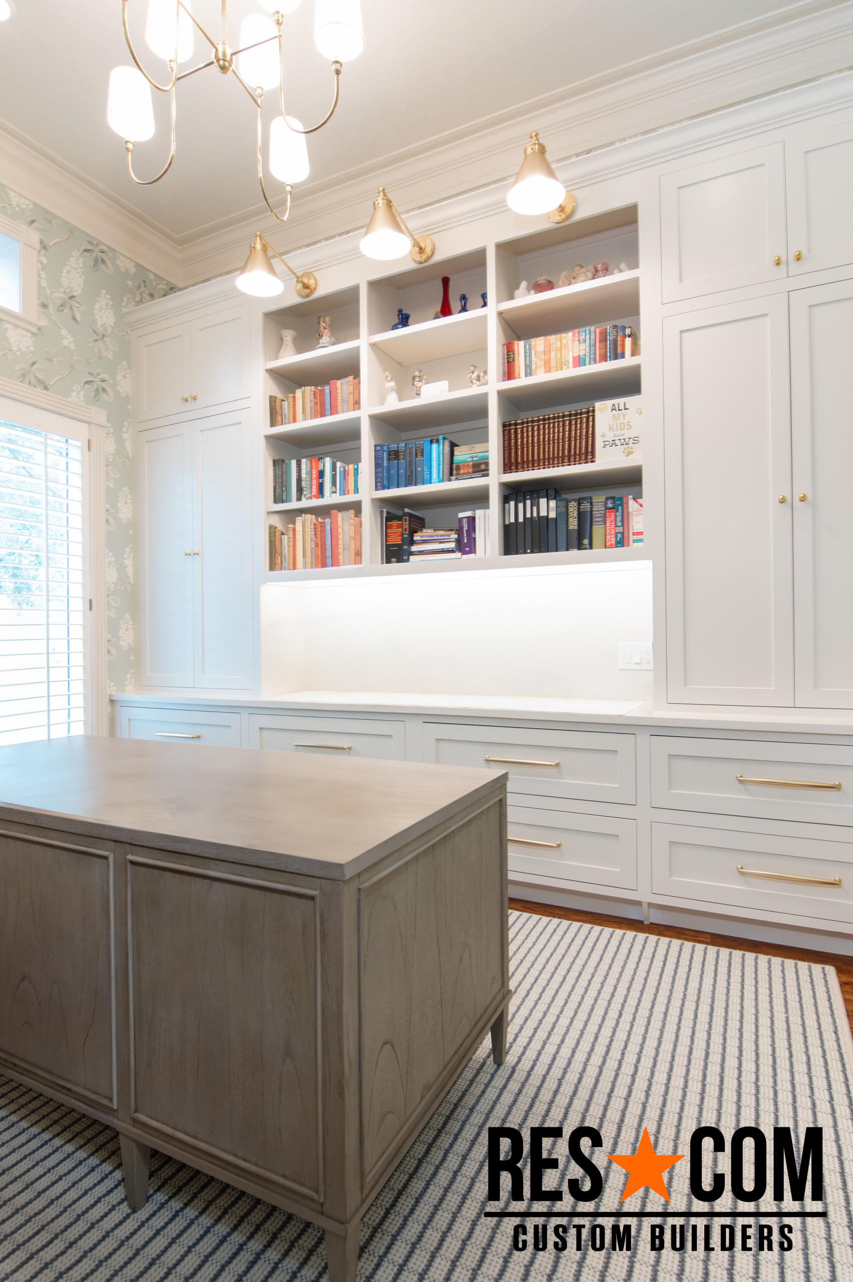 Custom Office