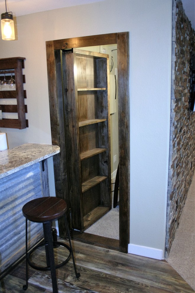 Example of a transitional basement design in Denver