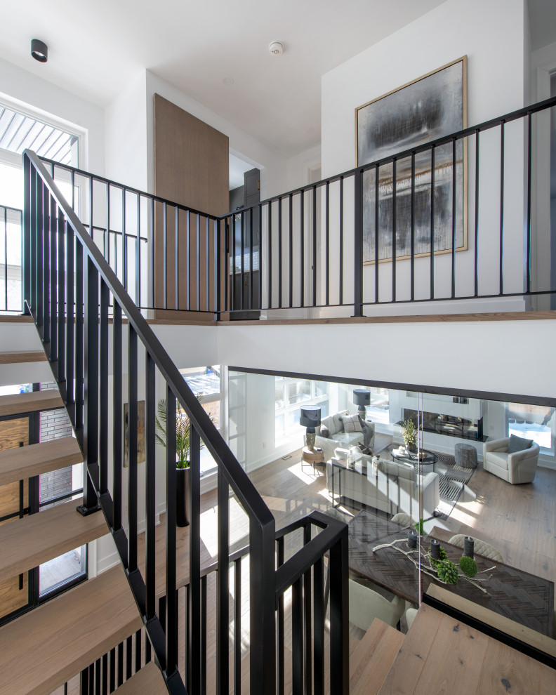 Inspiration for a transitional home design remodel in Ottawa