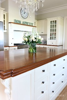 Clutter free kitchen