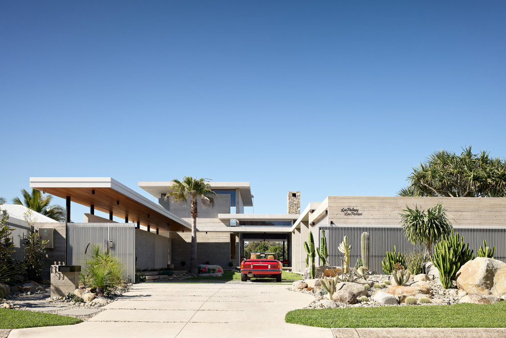 Photo of a midcentury home design in Sunshine Coast.