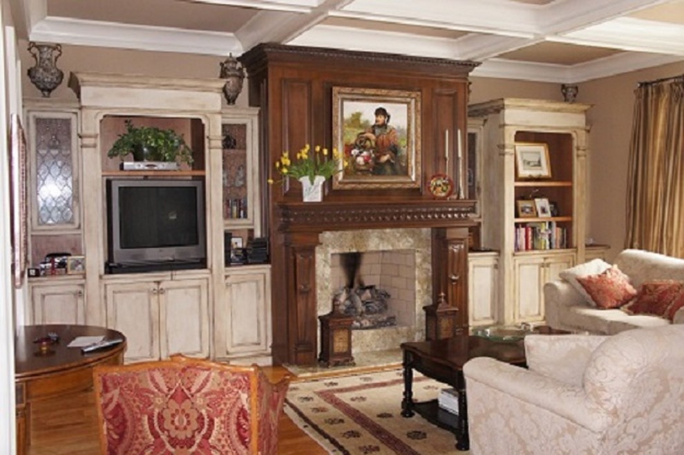 This is an example of a traditional living room in Chicago.