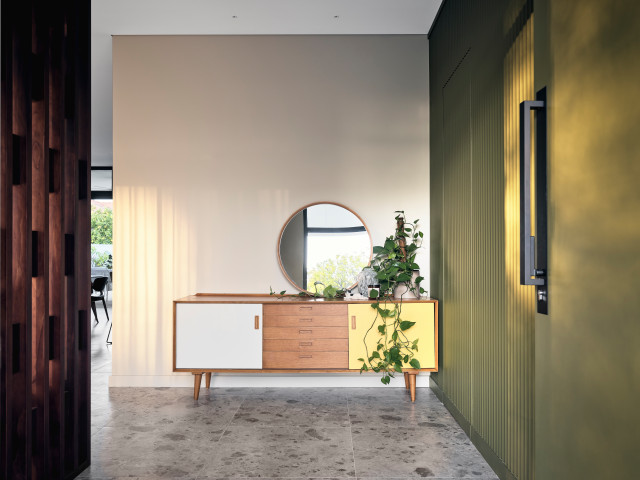 Mid Century Modern - The Eames midcentury