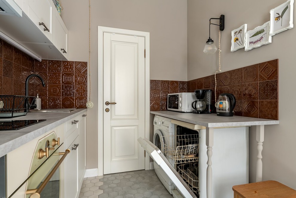 ...И под аркой на Галерной наши тени навсегда...