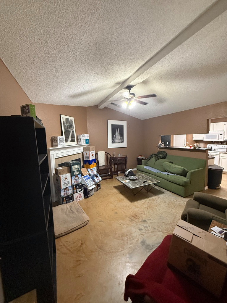 Lakeway Cozy Cottage