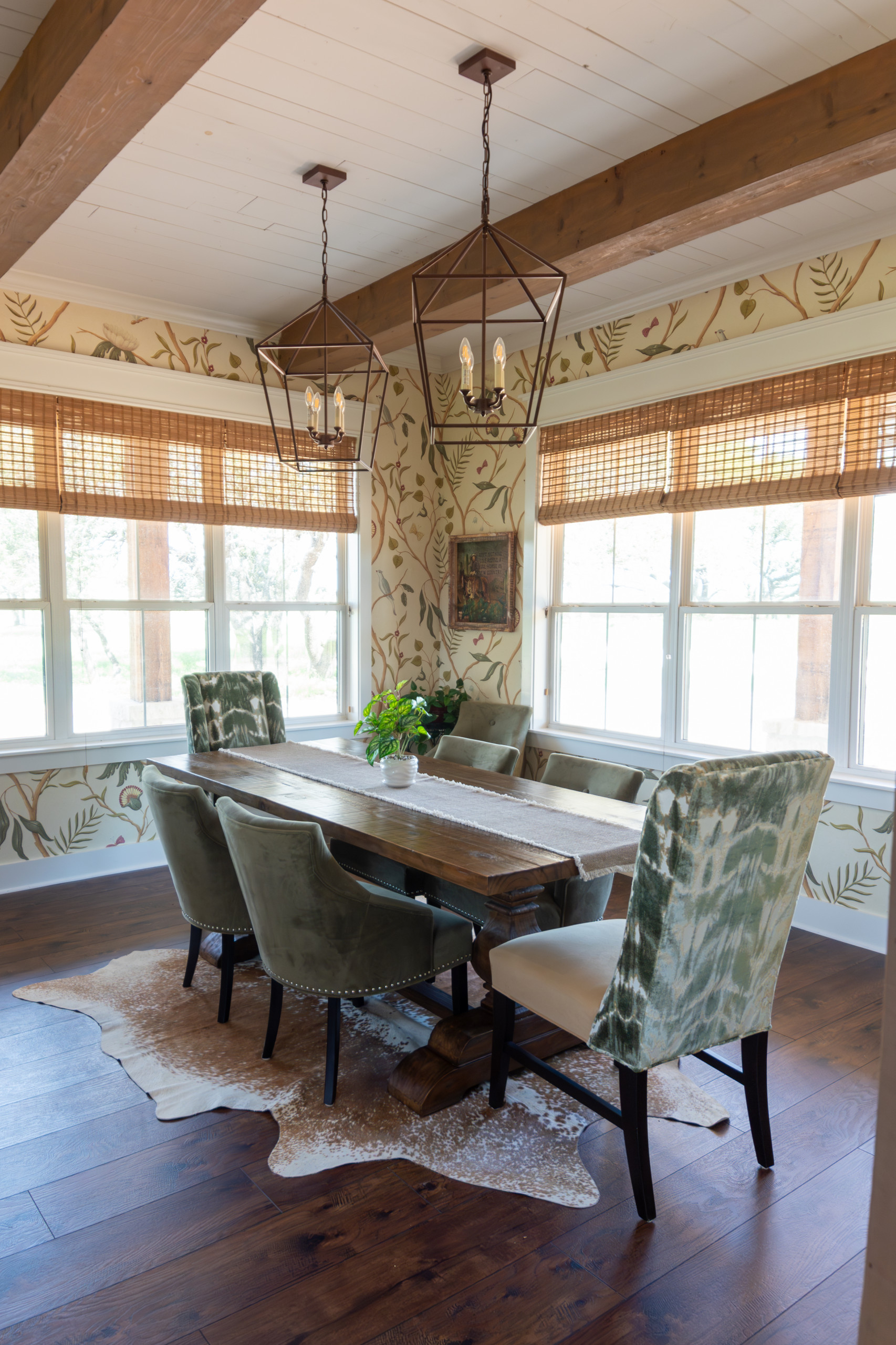 Dining Space Details