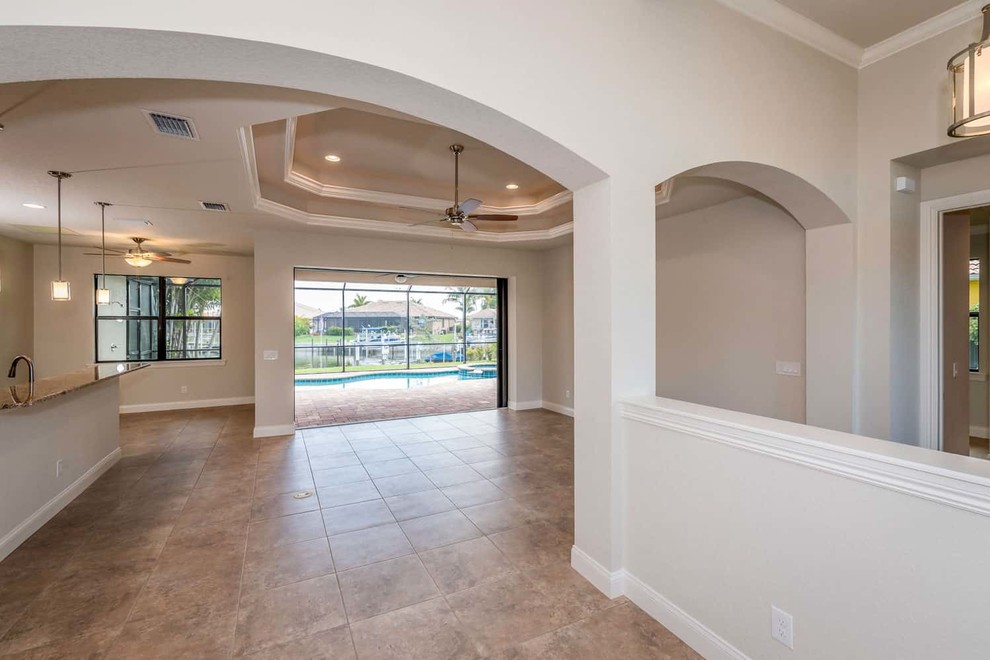 Inspiration for a transitional home design remodel in Miami
