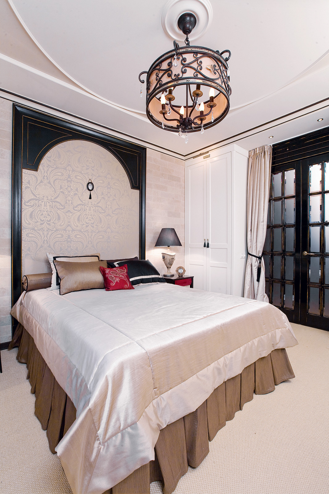 Черное золото,красный восток