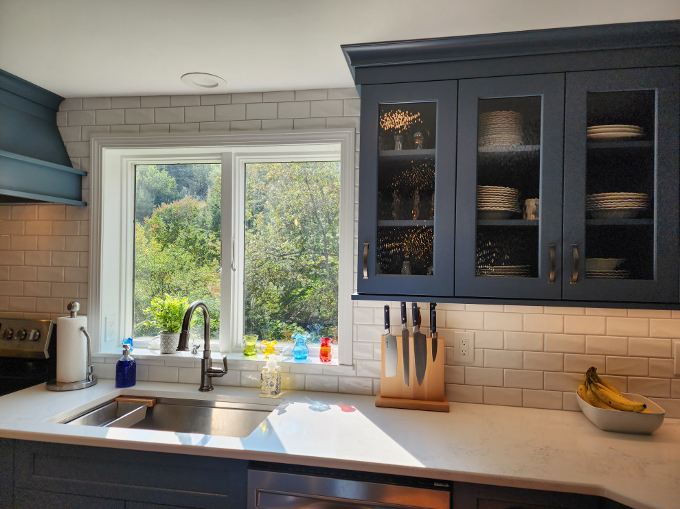 6436 - Smokey Blue Kitchen