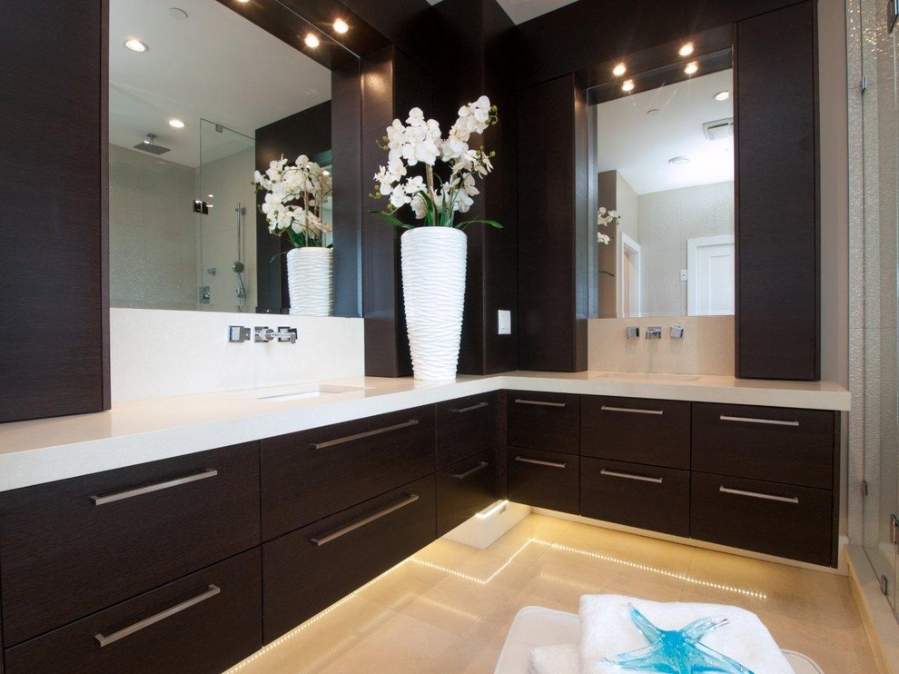 Photo of a contemporary bathroom in Vancouver with an undermount sink.