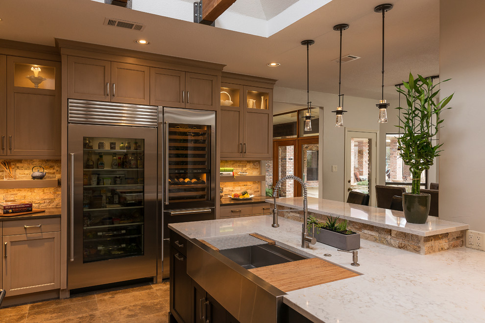 Inspiration for a rustic home design remodel in Dallas