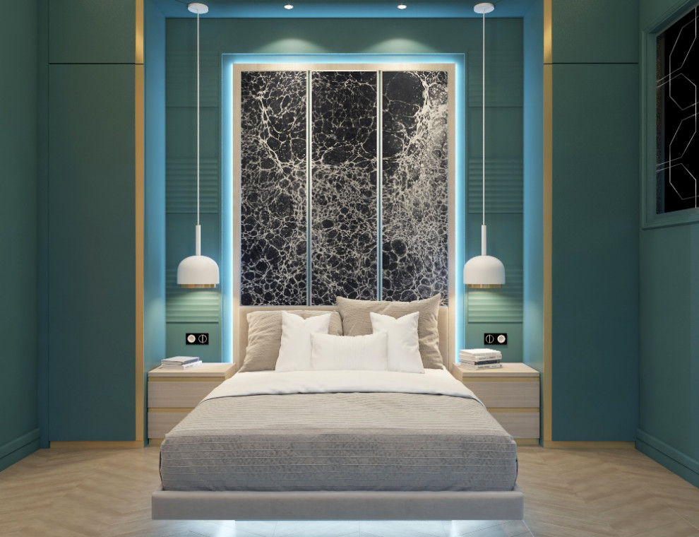Esempio di una camera da letto design di medie dimensioni con pareti verdi, pavimento in legno massello medio, pavimento beige e soffitto in carta da parati