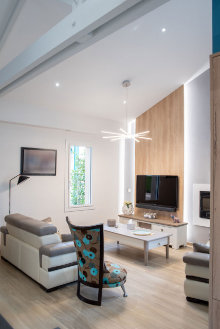r&eacute;novation compl&egrave;te contemporary-living-room