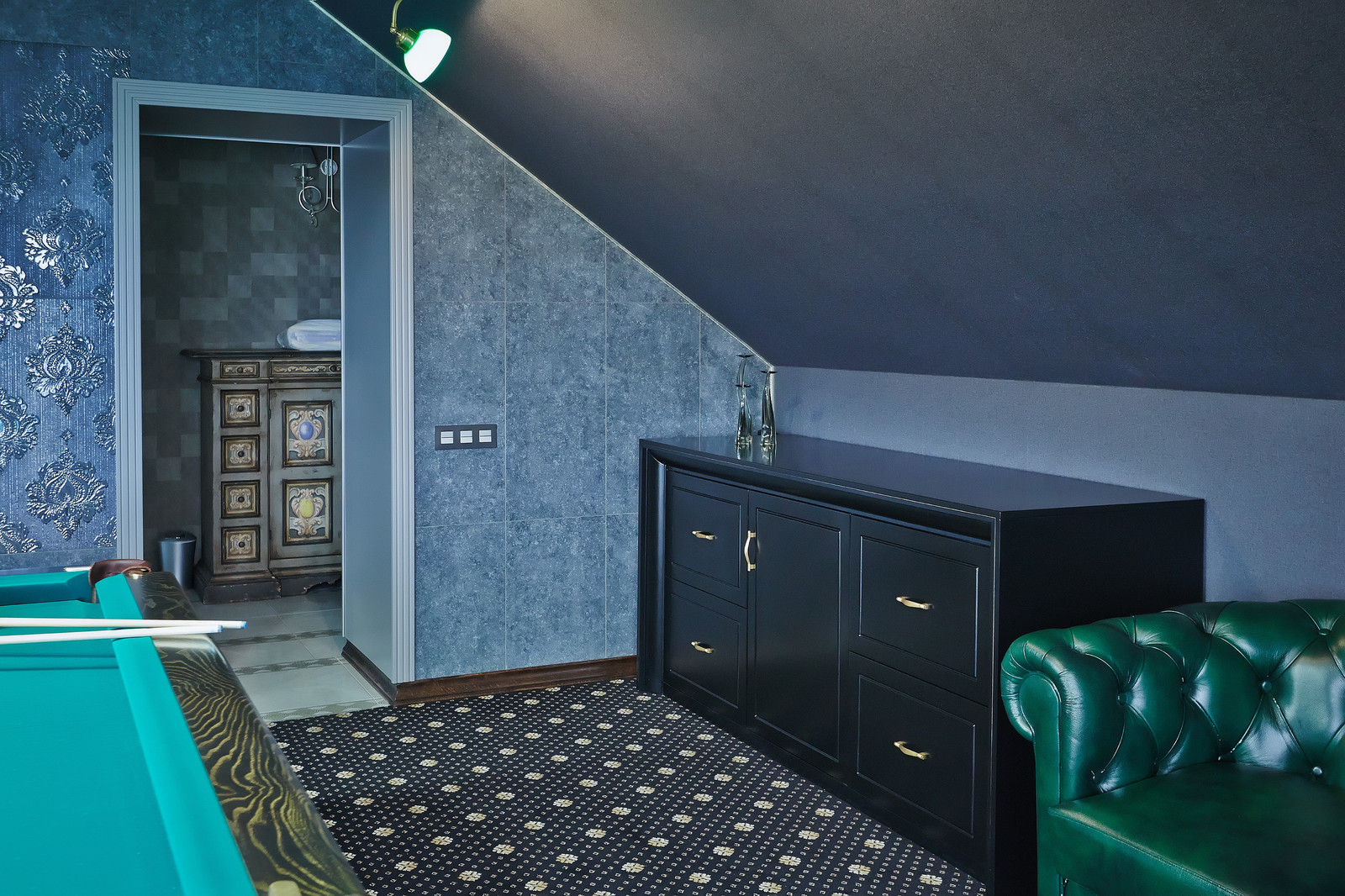 Дом на Соленом озере