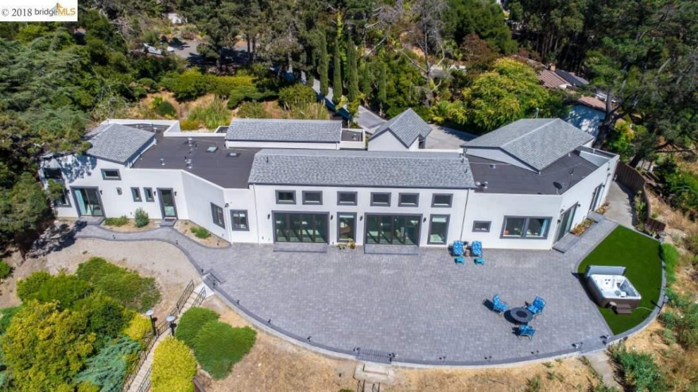 Oakland Hill New Build