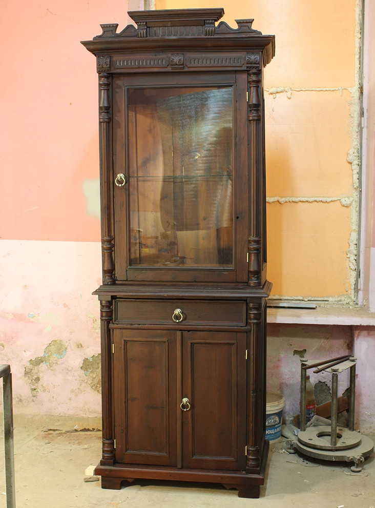 Реставрация старинной витрины