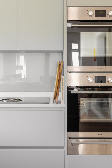 MeThD True Handleless Kitchen contemporary-koek