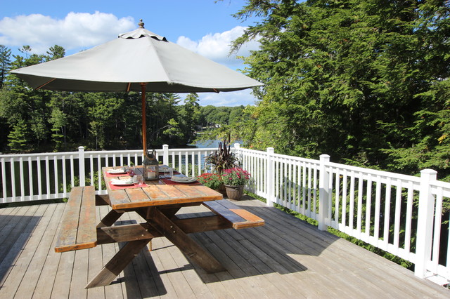 Hgtv S Vacation House For Free Episode 10 Cottage On The Lake Farmhouse Living Room Portland Maine By O Shea Builders Llc