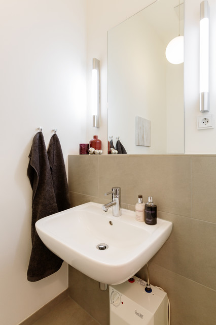 G&auml;ste-WC contemporain-toilettes