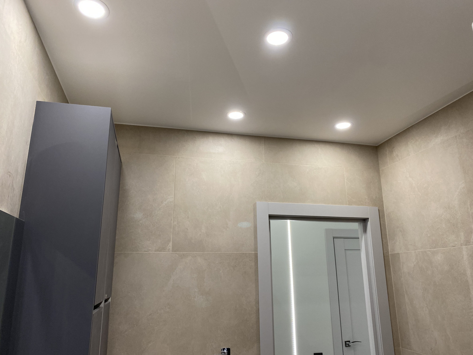 Дизайнерский ремонт салона красоты