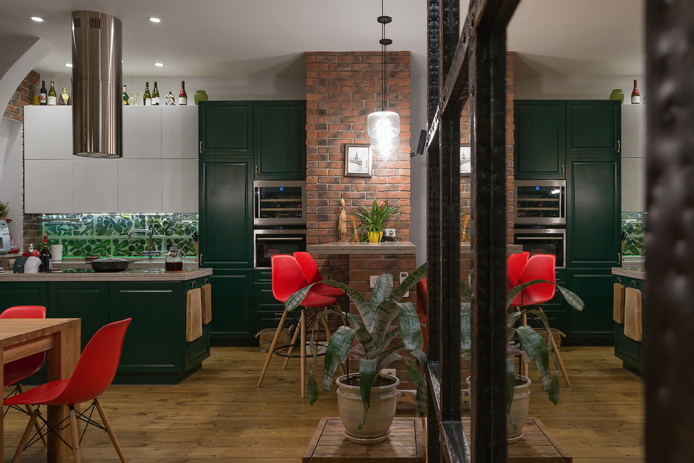 Замечательная двухуровневая квартира с фантастическим детским этажом