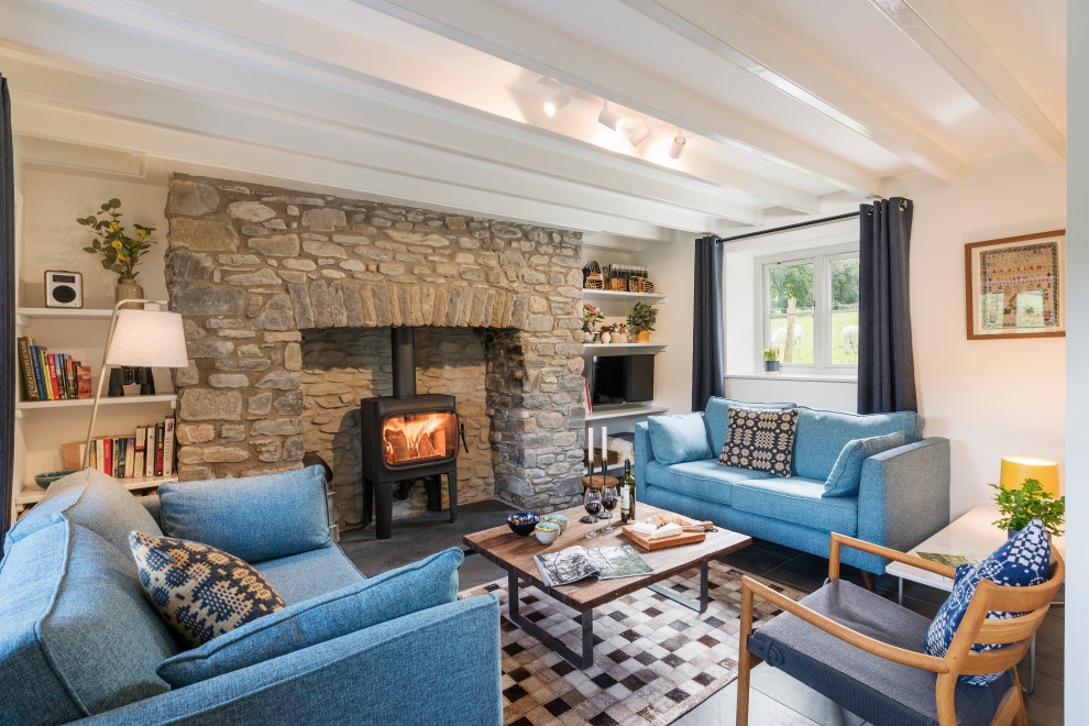 Design ideas for a transitional living room in Devon.