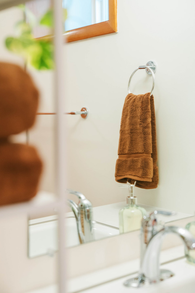 Reed College Area Basement Apartment