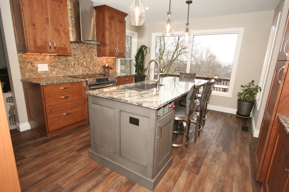 Photo of a transitional kitchen.