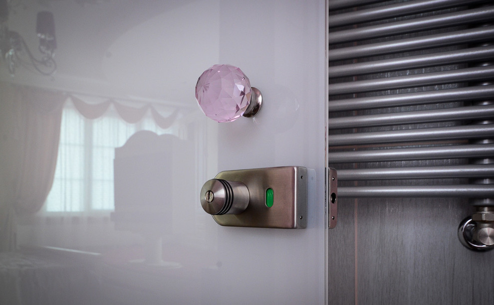 Маятниковые двери и перегородки из электрохромного (смарт) стекла