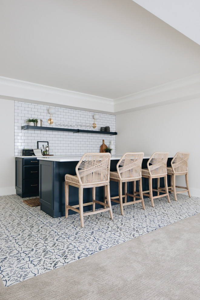 Transitional kitchen photo in Chicago
