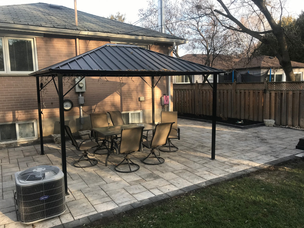 Example of a trendy home design design in Toronto