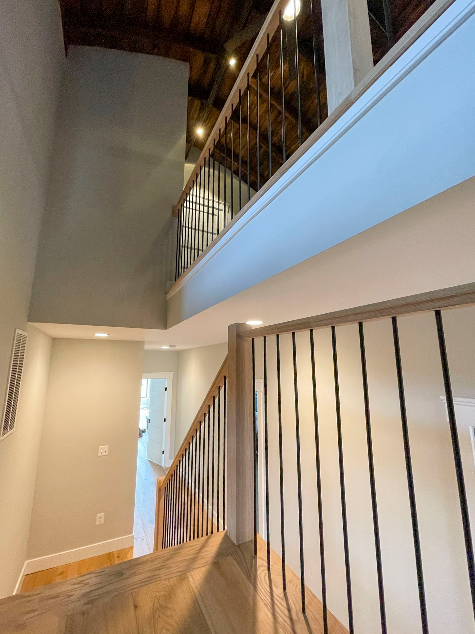 102_Straight-Freestanding Stairs/Landing in Barn Style Home, Leesburg VA 20175