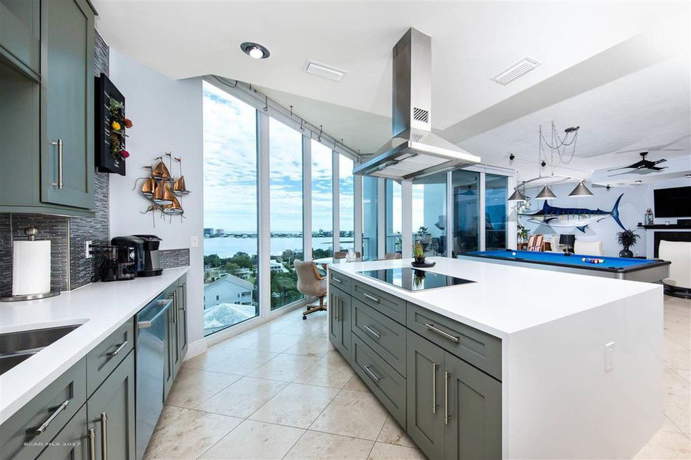 Inspiration for a mid-sized contemporary l-shaped eat-in kitchen in Other with an undermount sink, shaker cabinets, grey cabinets, quartz benchtops, metallic splashback, mosaic tile splashback, stainless steel appliances, ceramic floors, with island, beige floor and white benchtop.