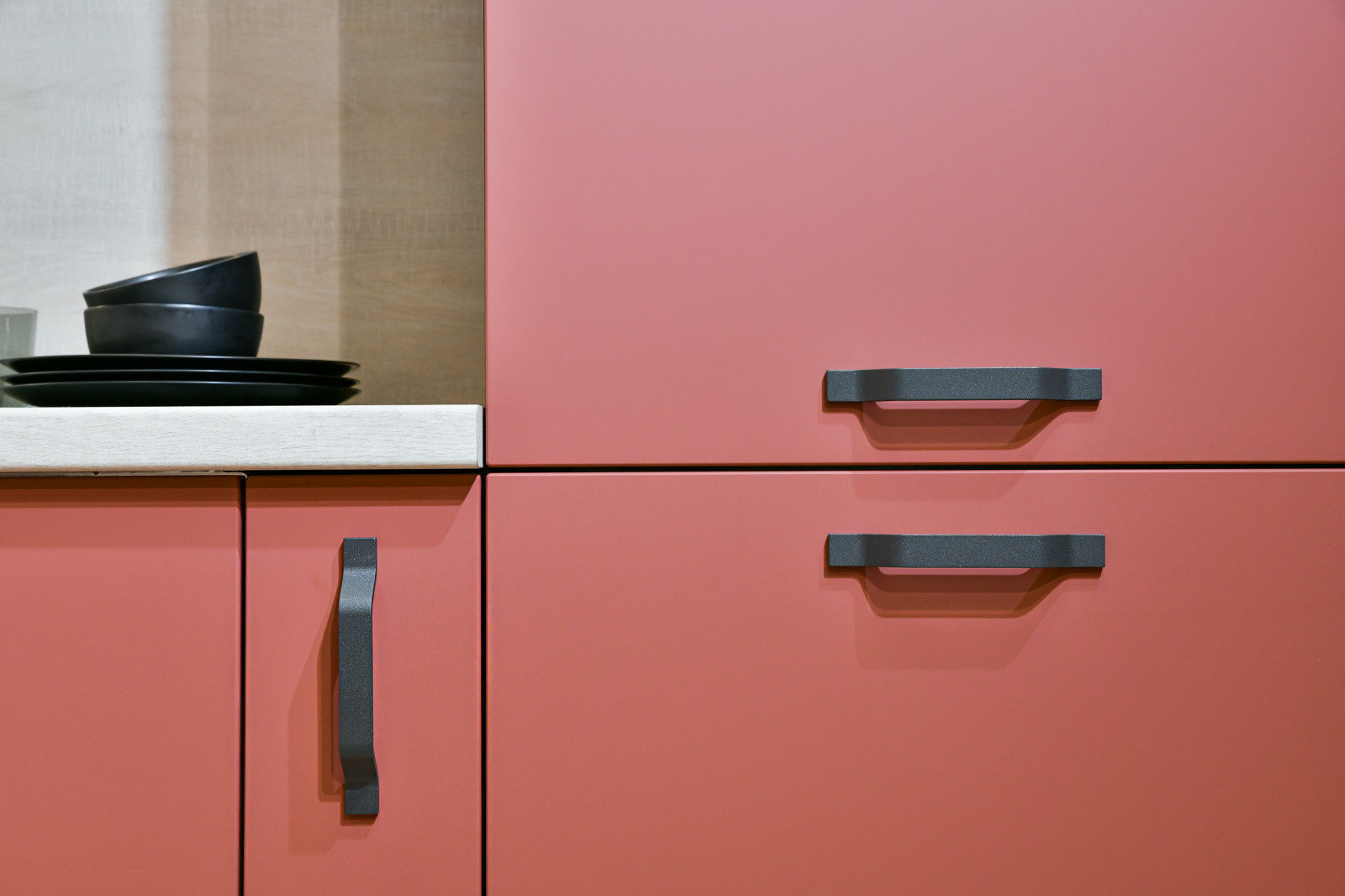 Кухня в треновых оттенках