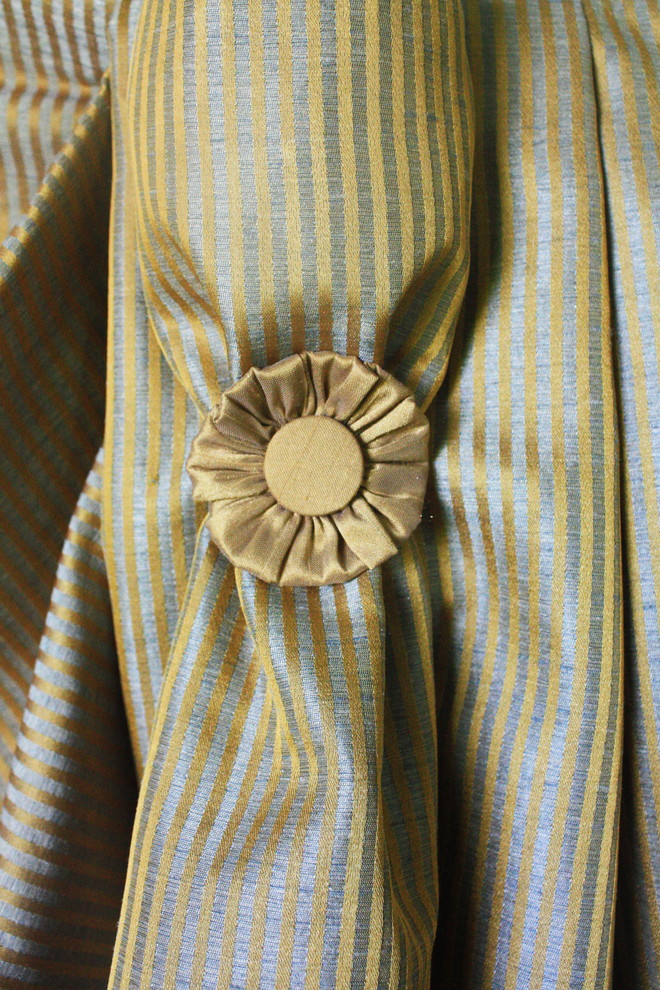 Сложные модели штор: крой, декор, установка