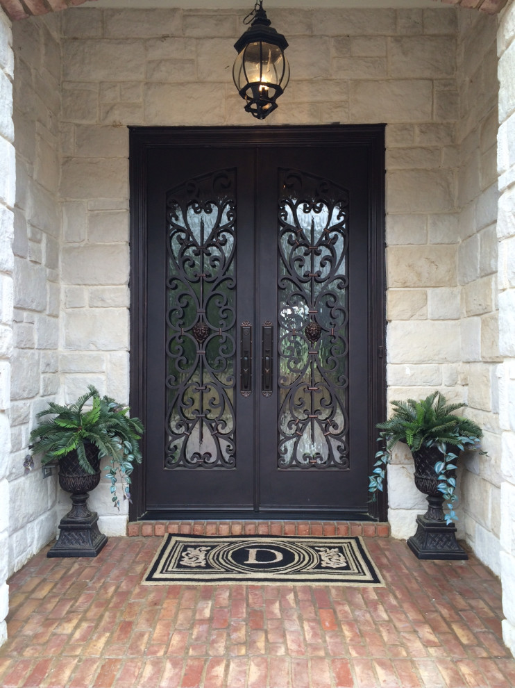 Front door - front door idea in Jackson