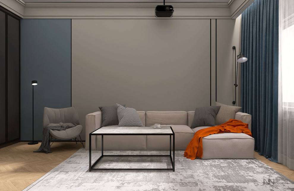 Трехкомнатная квартира в старом жилом фонде для холостяка