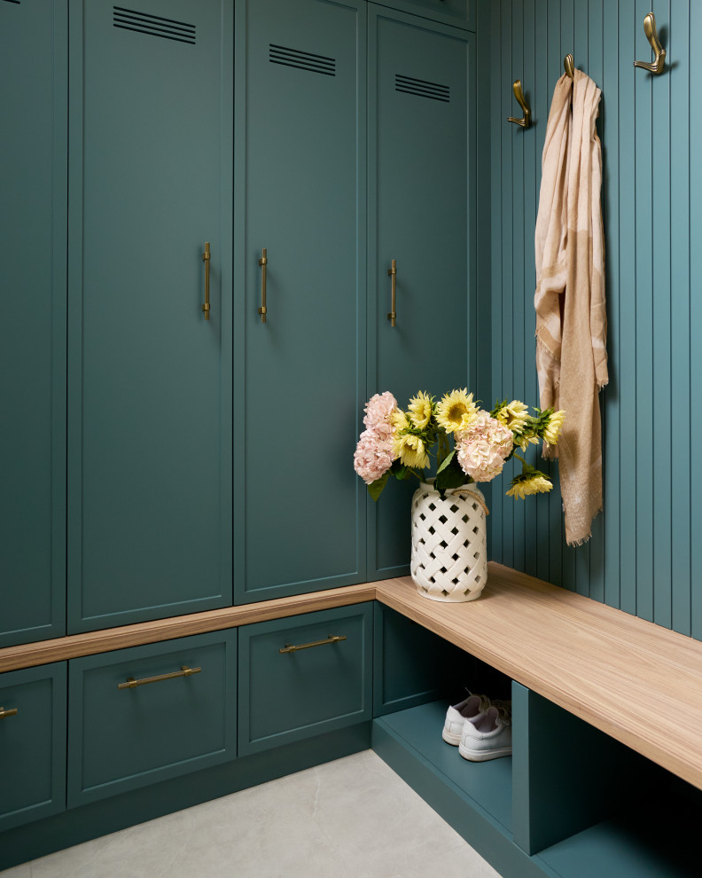 Entryway - transitional entryway idea
