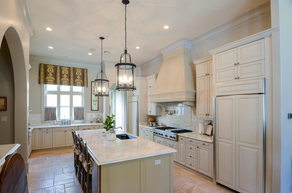 Olde Orleans, Inc Covington Project - Traditional - Kitchen - New Orleans - by Jefferson Door ...