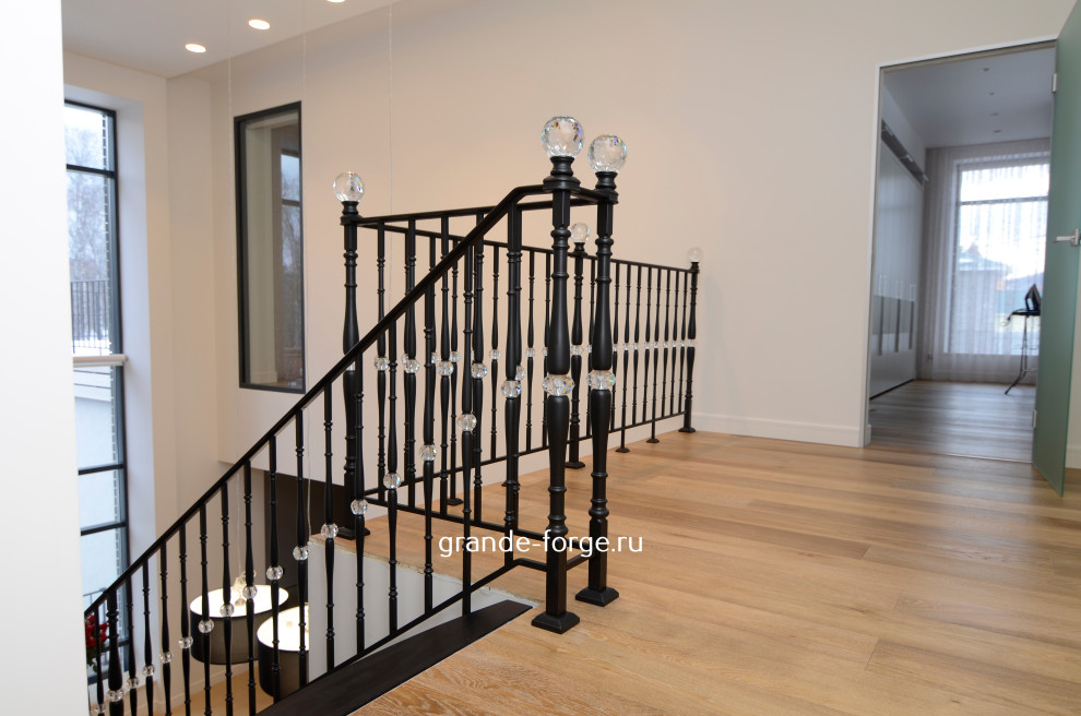 Лестница, стальное ограждение, Grande forge(Франция), коллекция Black Diamond