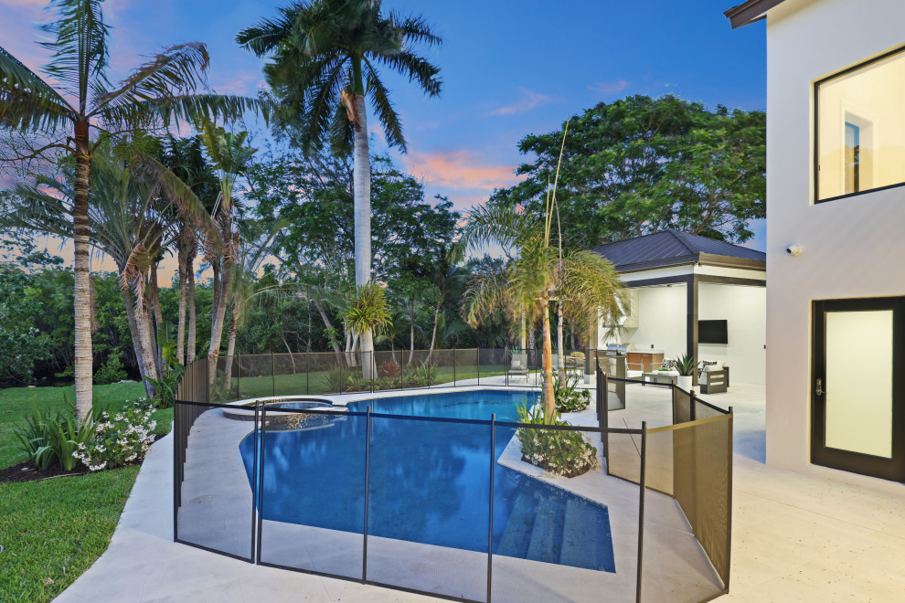 PRIVATE RESIDENCE - OCEAN RIDGE