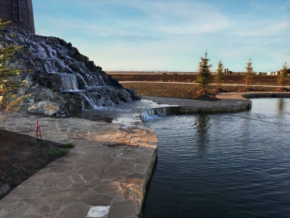 Пруды,фонтаны, соляные комнаты