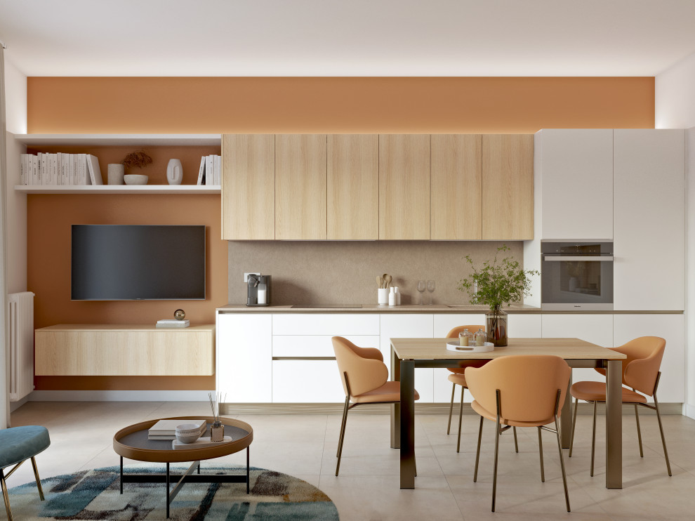 Exempel på ett litet modernt brun linjärt brunt kök med öppen planlösning, med klinkergolv i porslin, brunt golv, en integrerad diskho, släta luckor, skåp i ljust trä, bänkskiva i kvarts, brunt stänkskydd och rostfria vitvaror