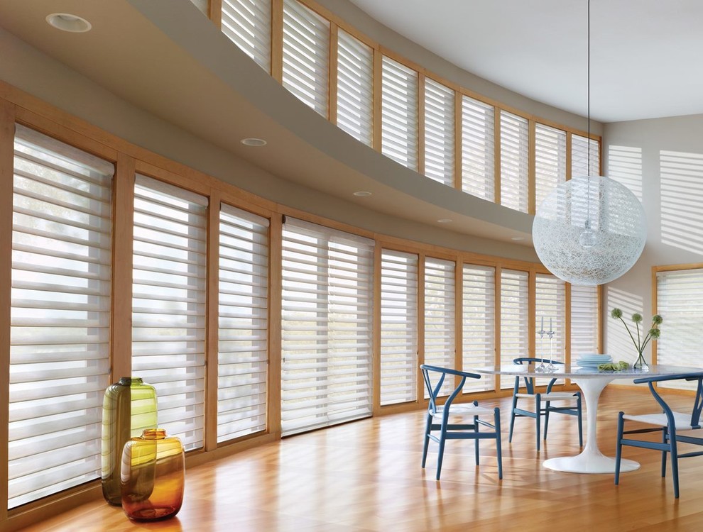 Inspiration for a transitional dining room remodel in Orange County