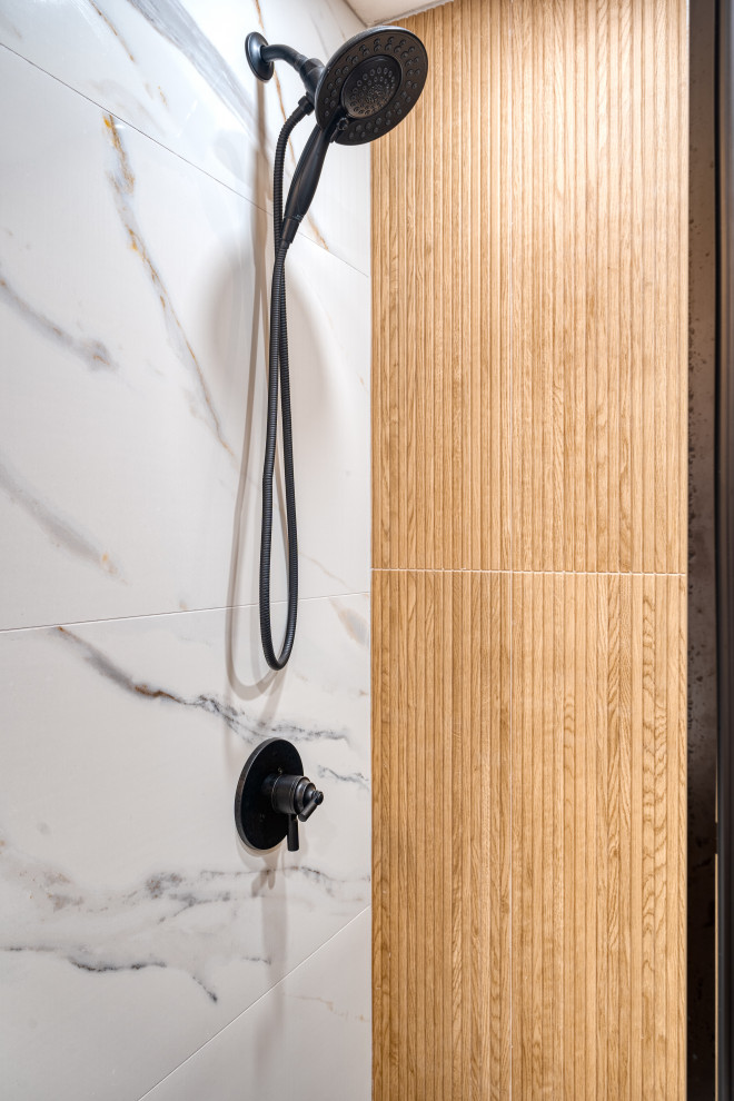 7th and Grand, Hoboken - Guest Bathroom Renovation
