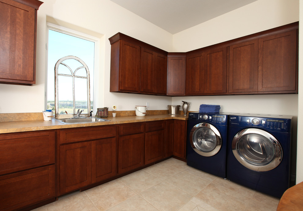 Photo of a transitional laundry room in Wichita.