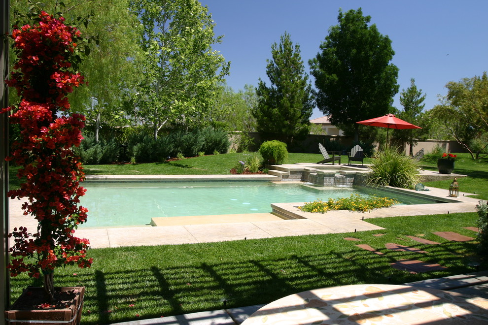 Inspiration for a traditional pool in Las Vegas.