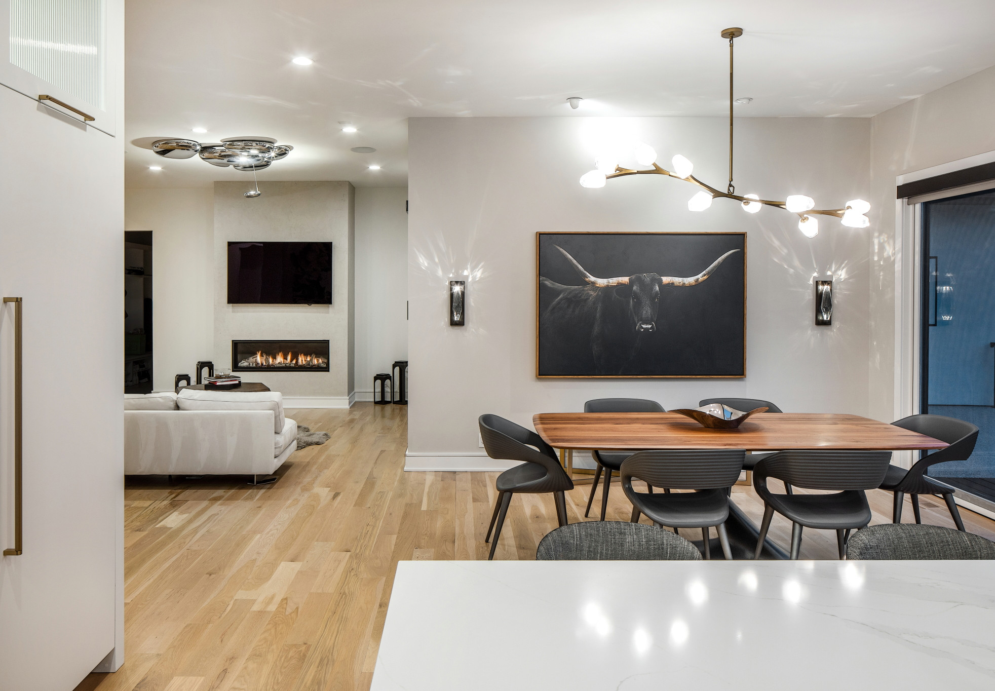 Contemporary Linden Estates