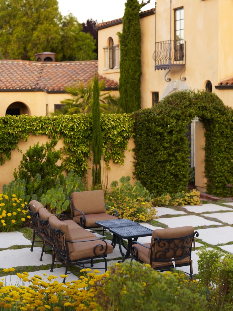 This is an example of a mediterranean courtyard garden in San Luis Obispo.